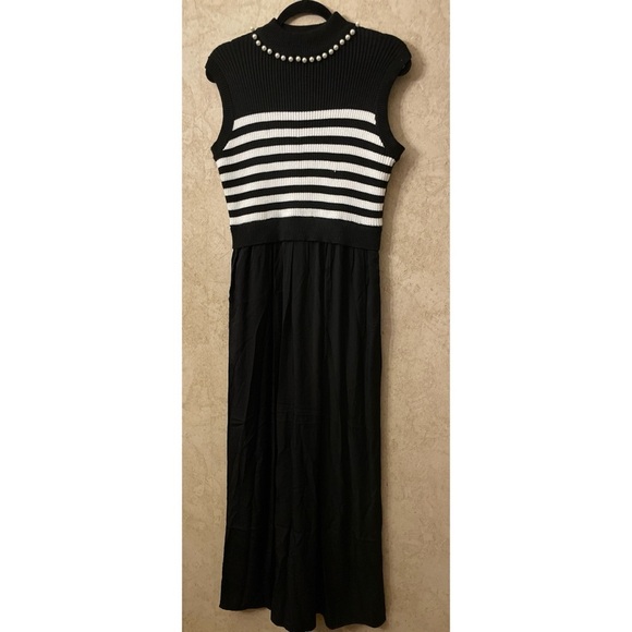Ontwelfth Black and White Striped Sleeveless  Dress - Picture 1 of 7